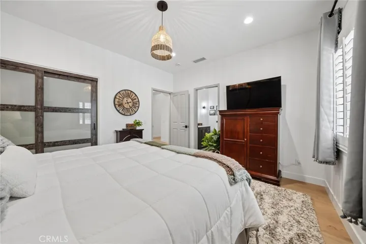 15263 Saddleback, Canyon Country, California 91387