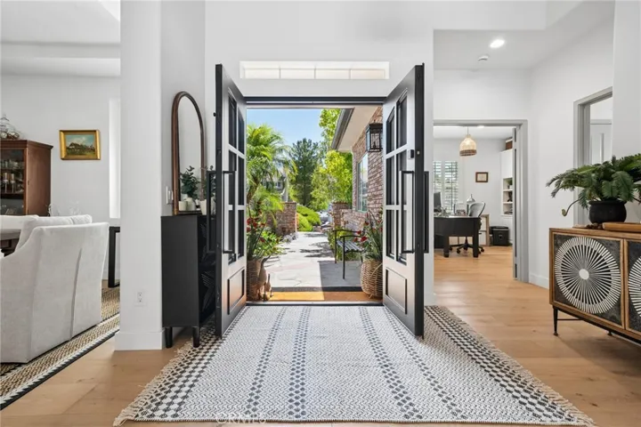 15263 Saddleback, Canyon Country, California 91387