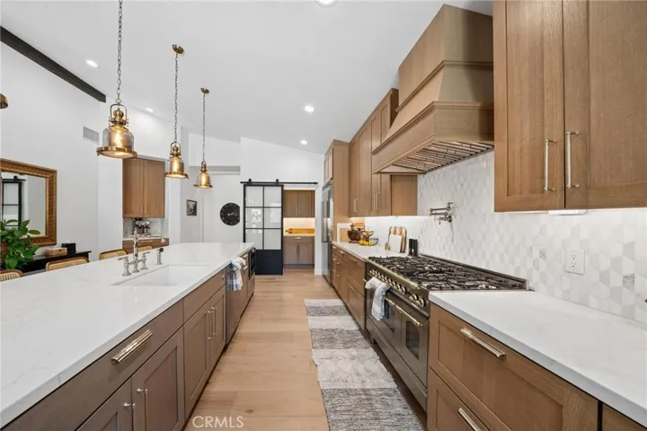 15263 Saddleback, Canyon Country, California 91387