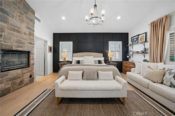 15263 Saddleback, Canyon Country, California 91387