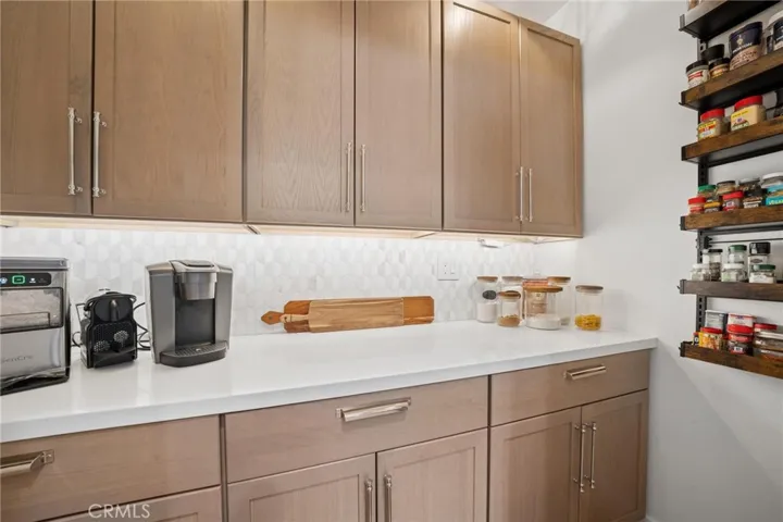 15263 Saddleback, Canyon Country, California 91387