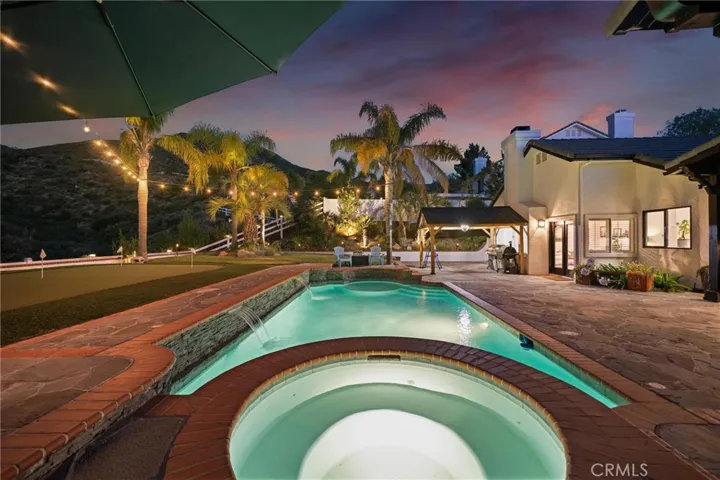 15263 Saddleback, Canyon Country, California 91387