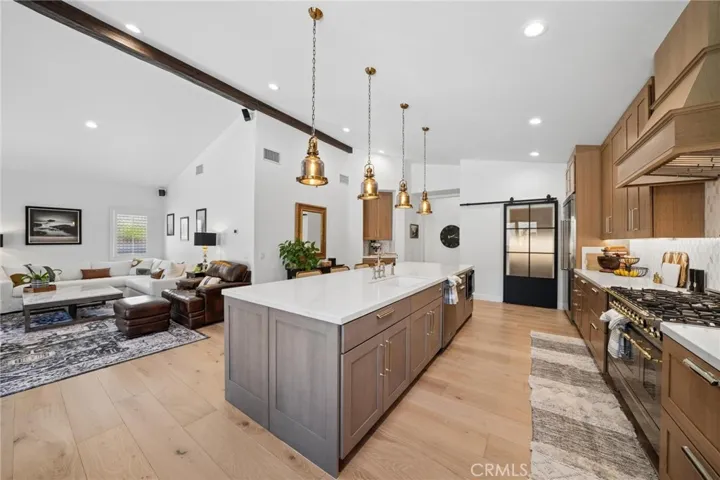 15263 Saddleback, Canyon Country, California 91387