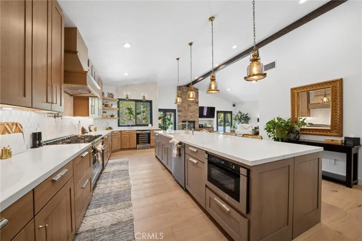 15263 Saddleback, Canyon Country, California 91387