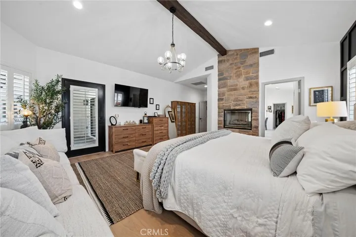 15263 Saddleback, Canyon Country, California 91387