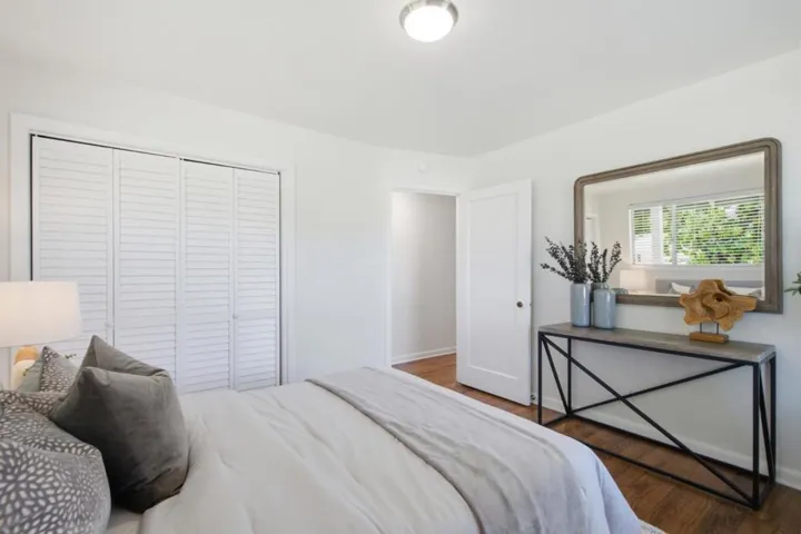 2438 Massachusetts Avenue, Redwood City, California 94061