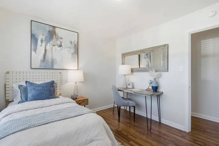 2438 Massachusetts Avenue, Redwood City, California 94061