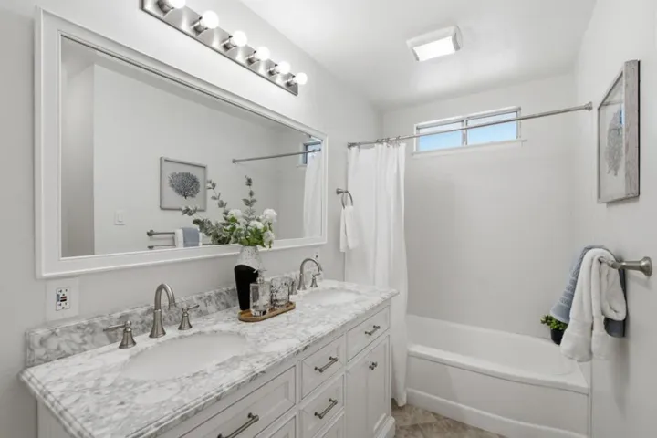 2438 Massachusetts Avenue, Redwood City, California 94061