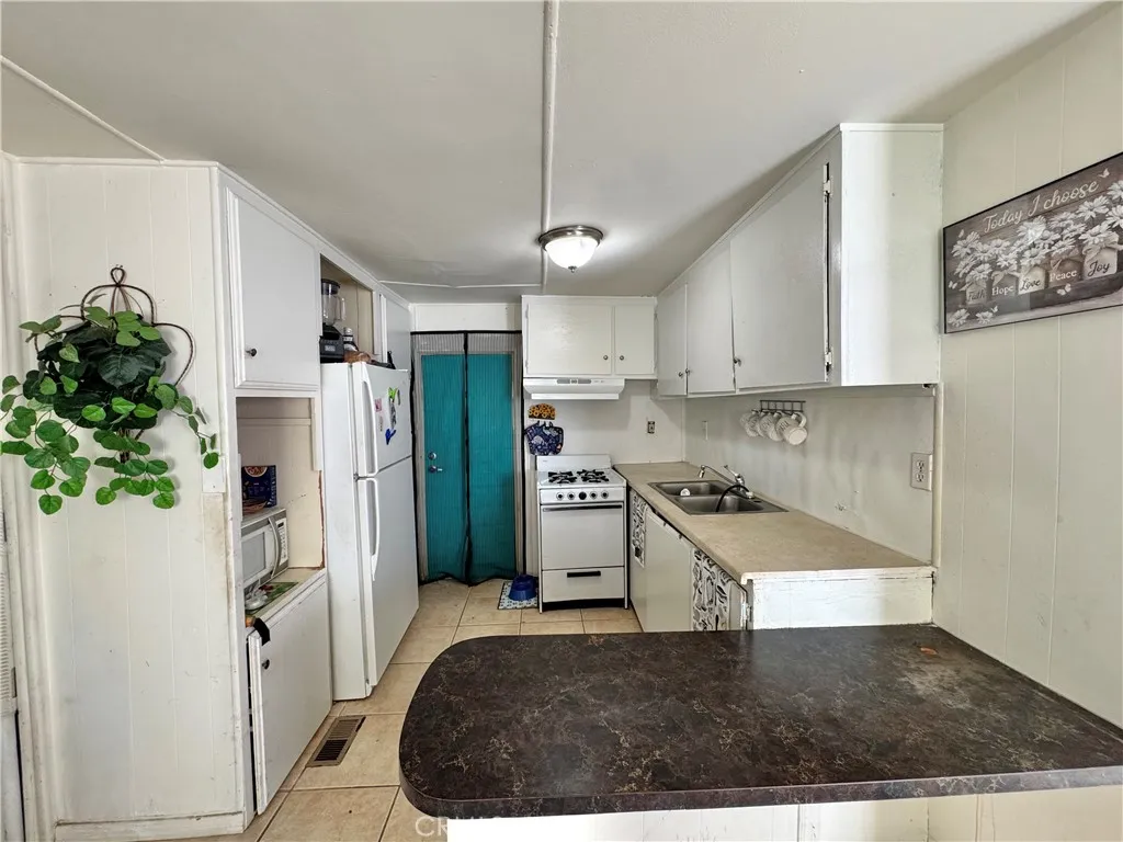 35011 Avenue E 38, Yucaipa, California 92399 — photo 5