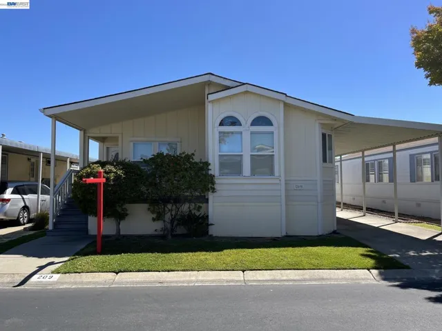 209 Santa Susana, San Leandro, California 94579