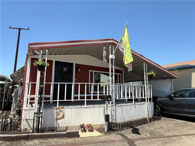1045 N Azusa 79, Covina, California 91722