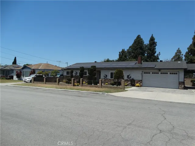 10461 Beach, Bellflower, California 90706