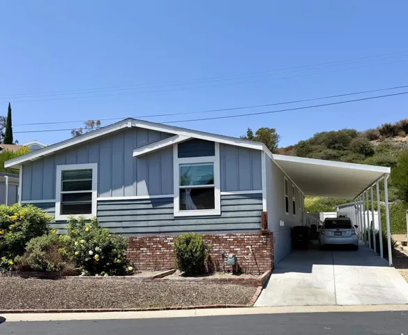 2003 Bayview Heights Spc 138, San Diego, California 92105
