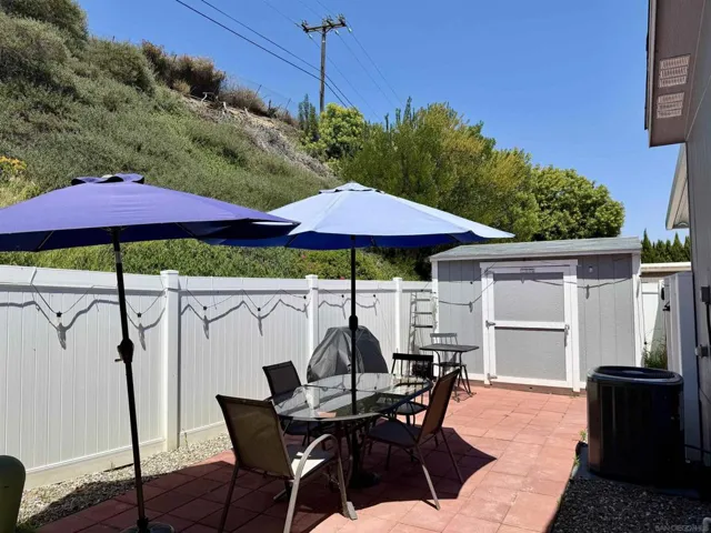 2003 Bayview Heights Spc 138, San Diego, California 92105
