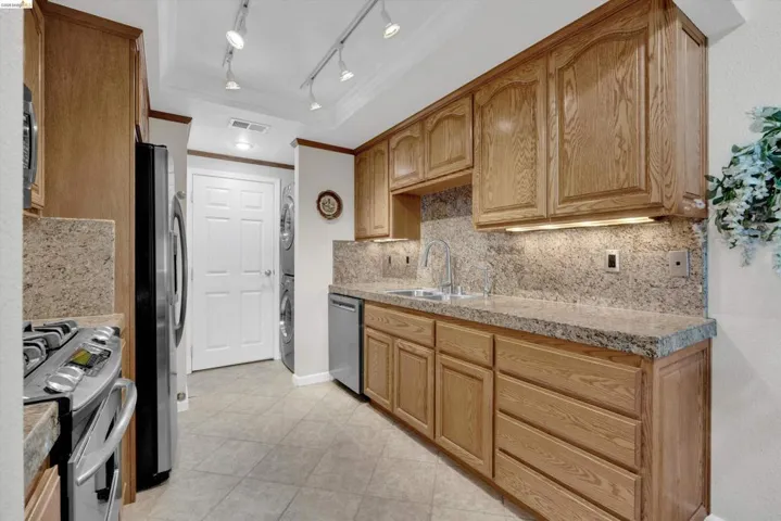5805 Yawl St, Discovery Bay, California 94505