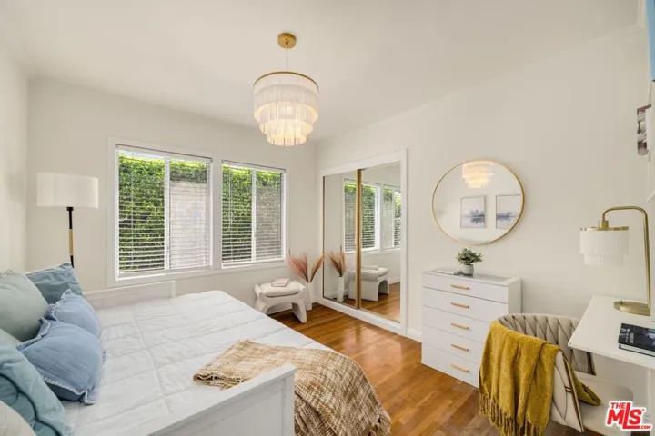 9134 Swinton Avenue, North Hills, California 91343
