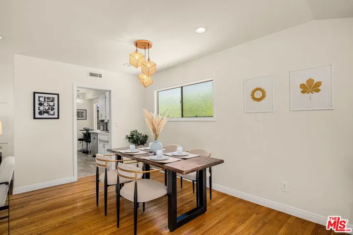9134 Swinton Avenue, North Hills, California 91343