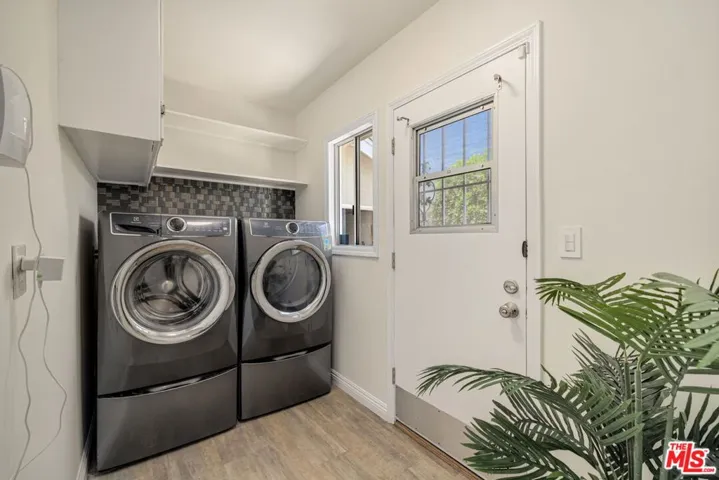 9134 Swinton Avenue, North Hills, California 91343
