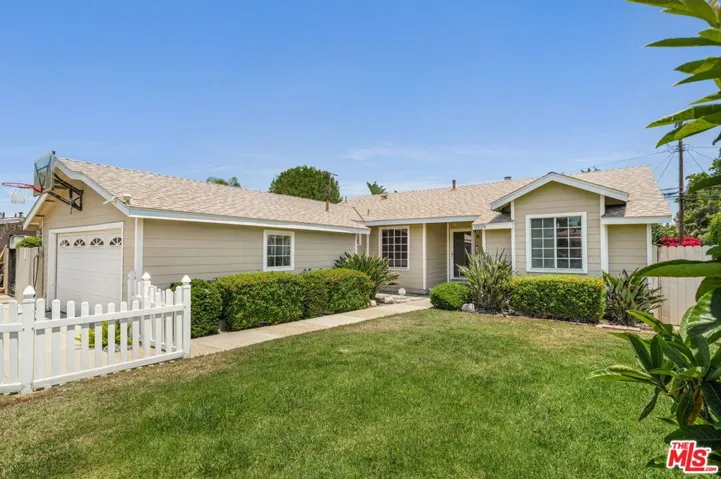 9134 Swinton Avenue, North Hills, California 91343