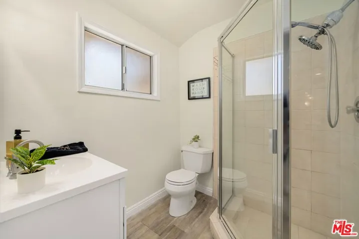 9134 Swinton Avenue, North Hills, California 91343