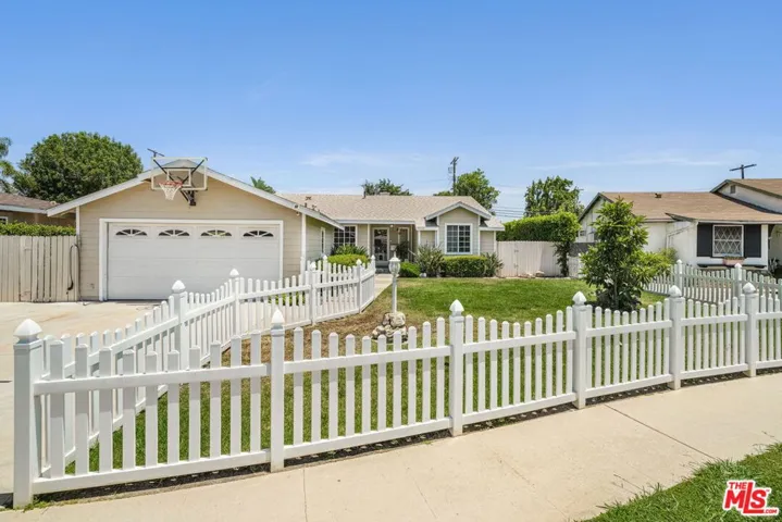 Welcome to 9134 Swinton Avenue