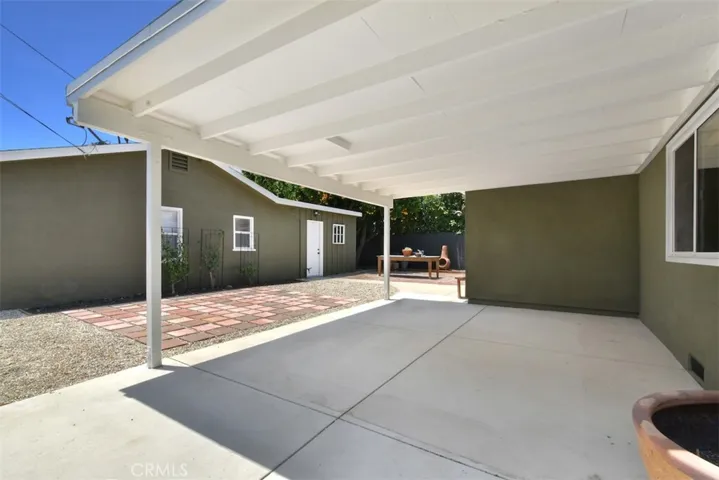 13902 Calvert Street, Valley Glen, California 91401