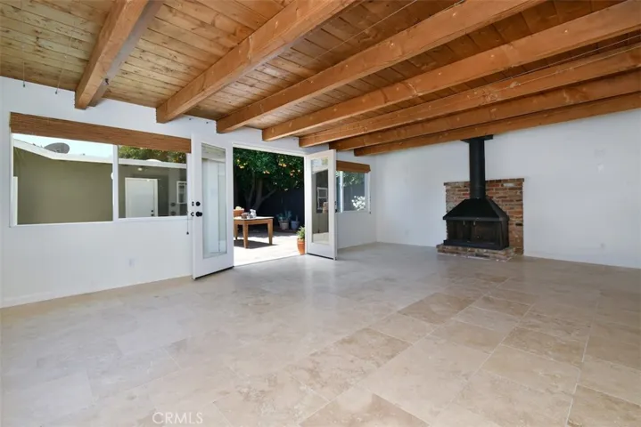 13902 Calvert Street, Valley Glen, California 91401