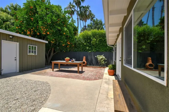 13902 Calvert Street, Valley Glen, California 91401