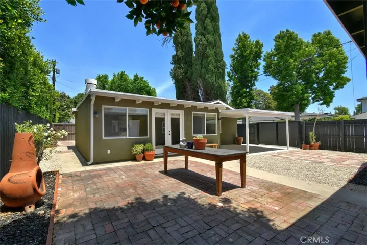 13902 Calvert Street, Valley Glen, California 91401