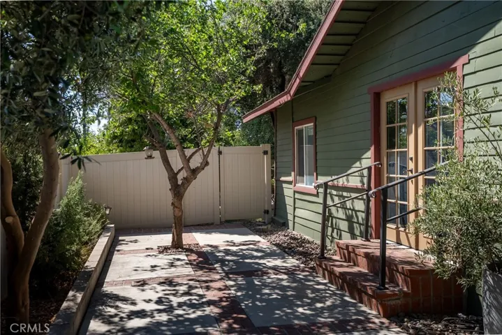 2988 Brockton Avenue, Riverside, California 92501