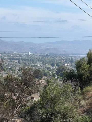 250 W Highland Drive, Camarillo, California 93010