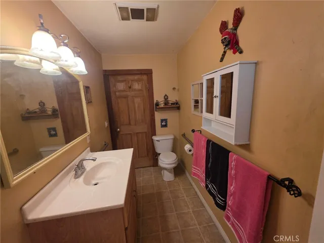 407 Lakeview, Frazier Park, California 93225