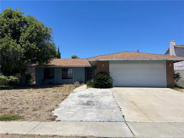 15670 Malaga, Fontana, California 92336
