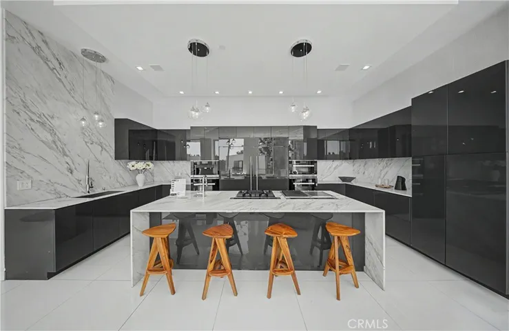 9459 Beverly Crest, Beverly Hills, California 90210
