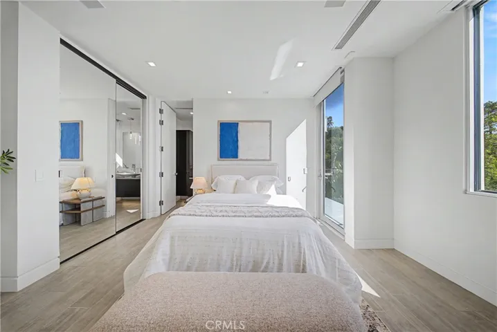 9459 Beverly Crest, Beverly Hills, California 90210