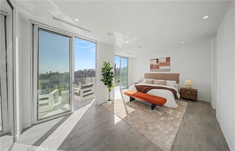 9459 Beverly Crest, Beverly Hills, California 90210