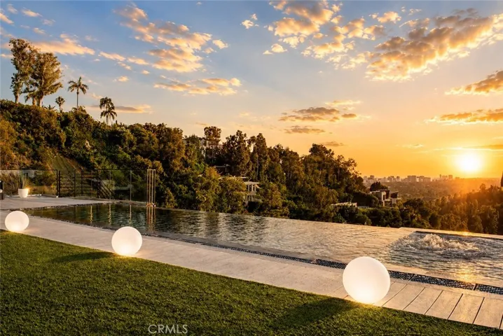 9459 Beverly Crest, Beverly Hills, California 90210