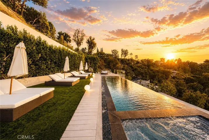 9459 Beverly Crest, Beverly Hills, California 90210