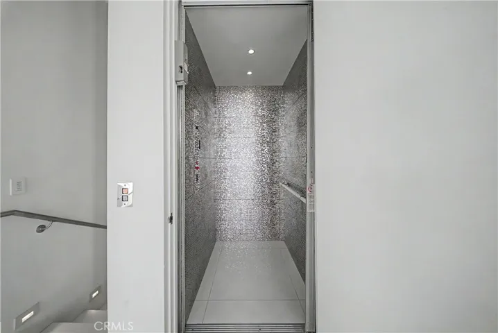 9459 Beverly Crest, Beverly Hills, California 90210