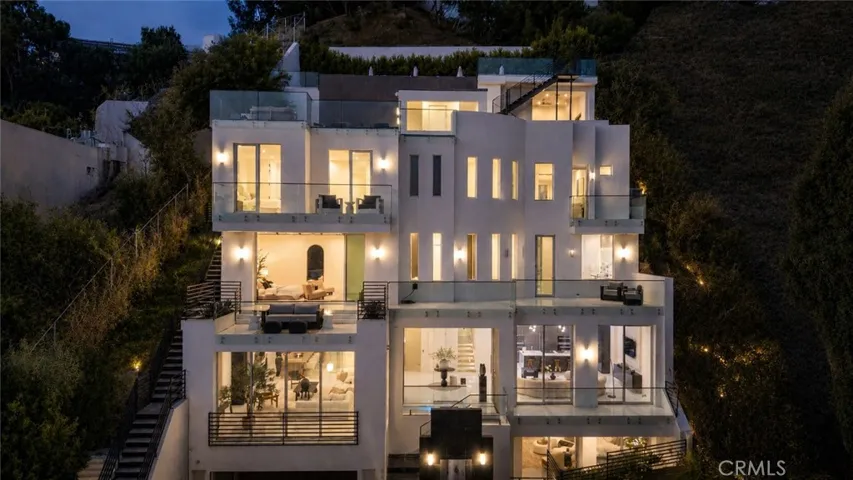 9459 Beverly Crest, Beverly Hills, California 90210