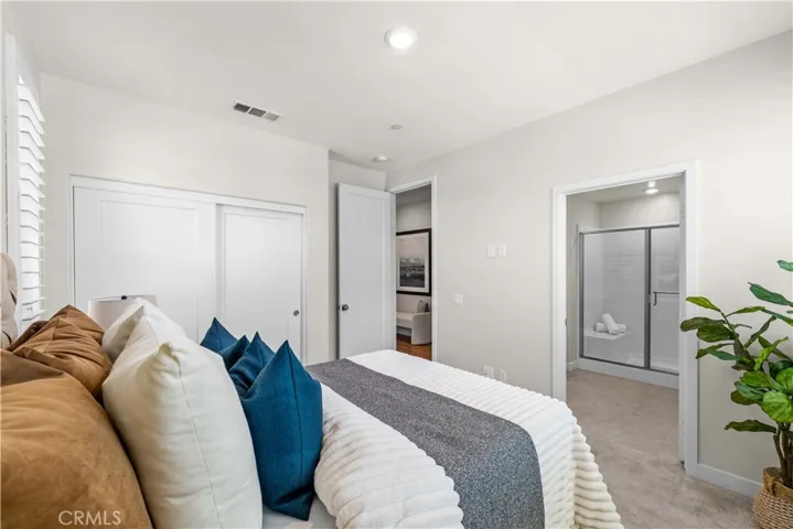 236 Keeper Dr, Irvine, California 92618