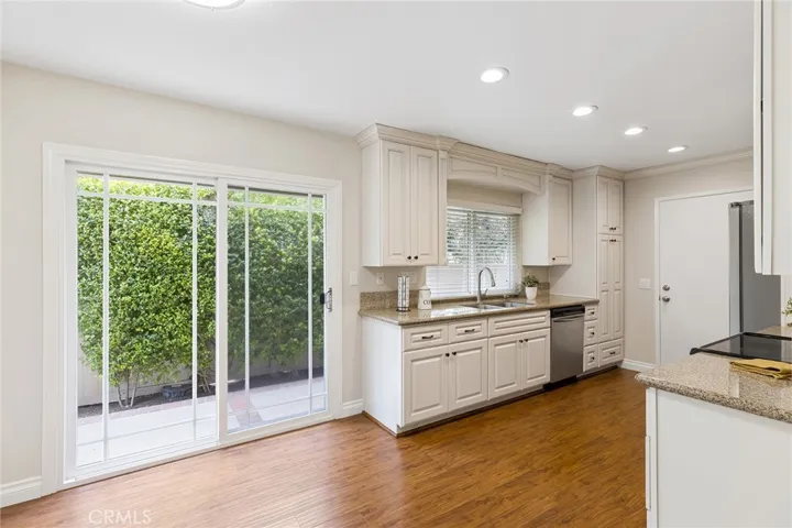 14 Woodgrove 19, Irvine, California 92604
