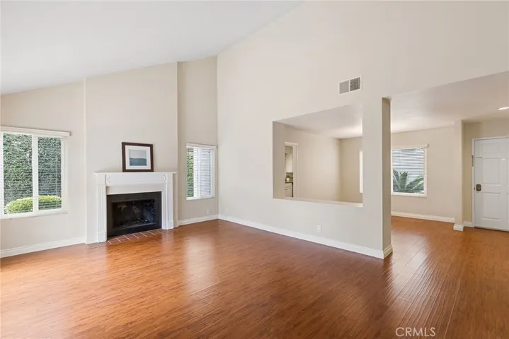 14 Woodgrove 19, Irvine, California 92604