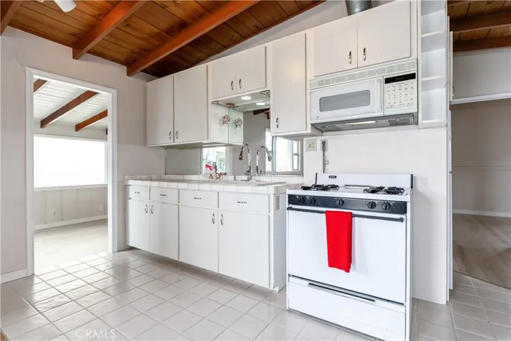 351 Nevis Street, Morro Bay, California 93442