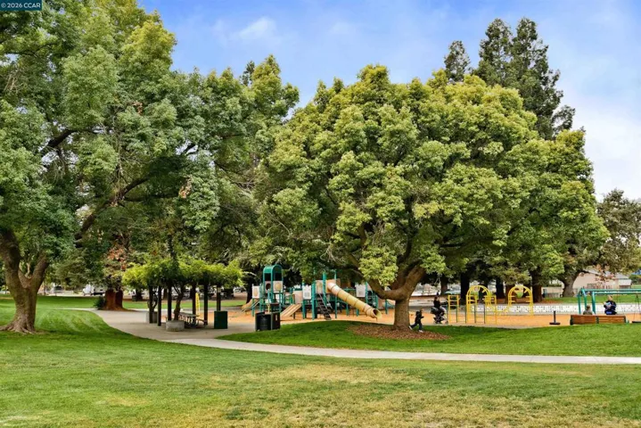 Pleasant Hill Park
