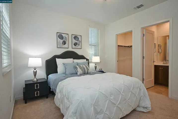 Secondary En-Suite