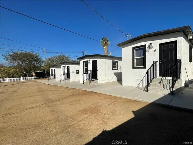 10098 Campbell 4, Riverside, California 92503