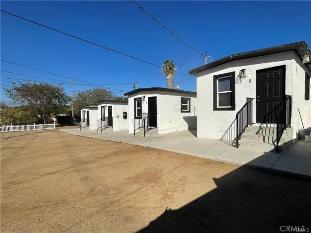 10098 Campbell 4, Riverside, California 92503