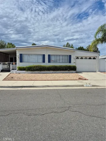 955 Camino Del Rancho, Hemet, California 92543