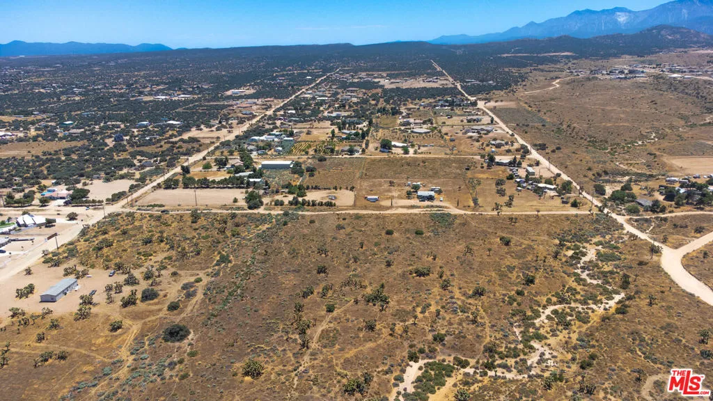 0 Tumbleweed, Phelan, California 92371 — photo 4